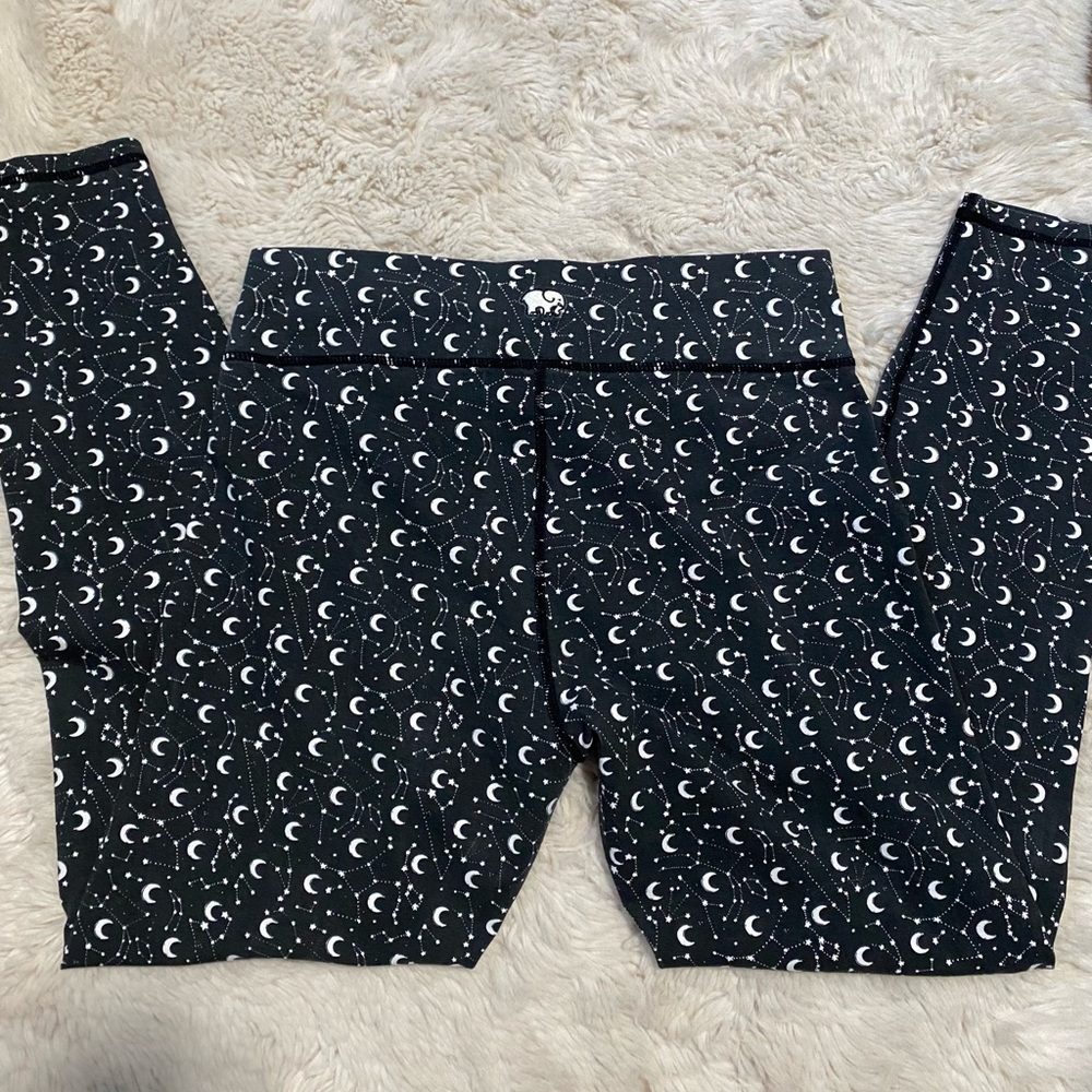 Ivory Ella constellation leggings